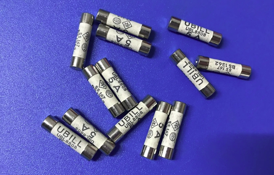 在電子設備中保護電路功得貼片保險絲的應用 - Raybet雷竞技雷电竞官网